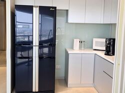 Gateway West (D7), Office #606793881